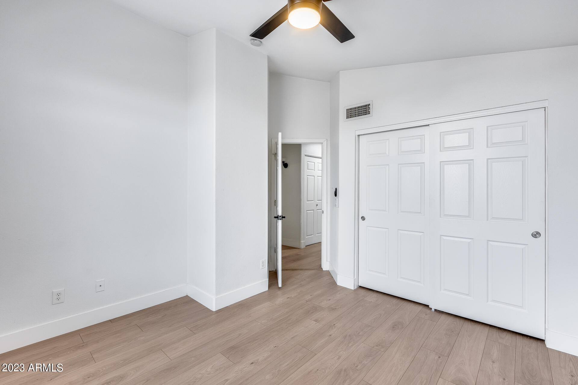 4611 East Mossman Road Phoenix, AZ 85050 - Photo 30 of 37 Gallery Image 30