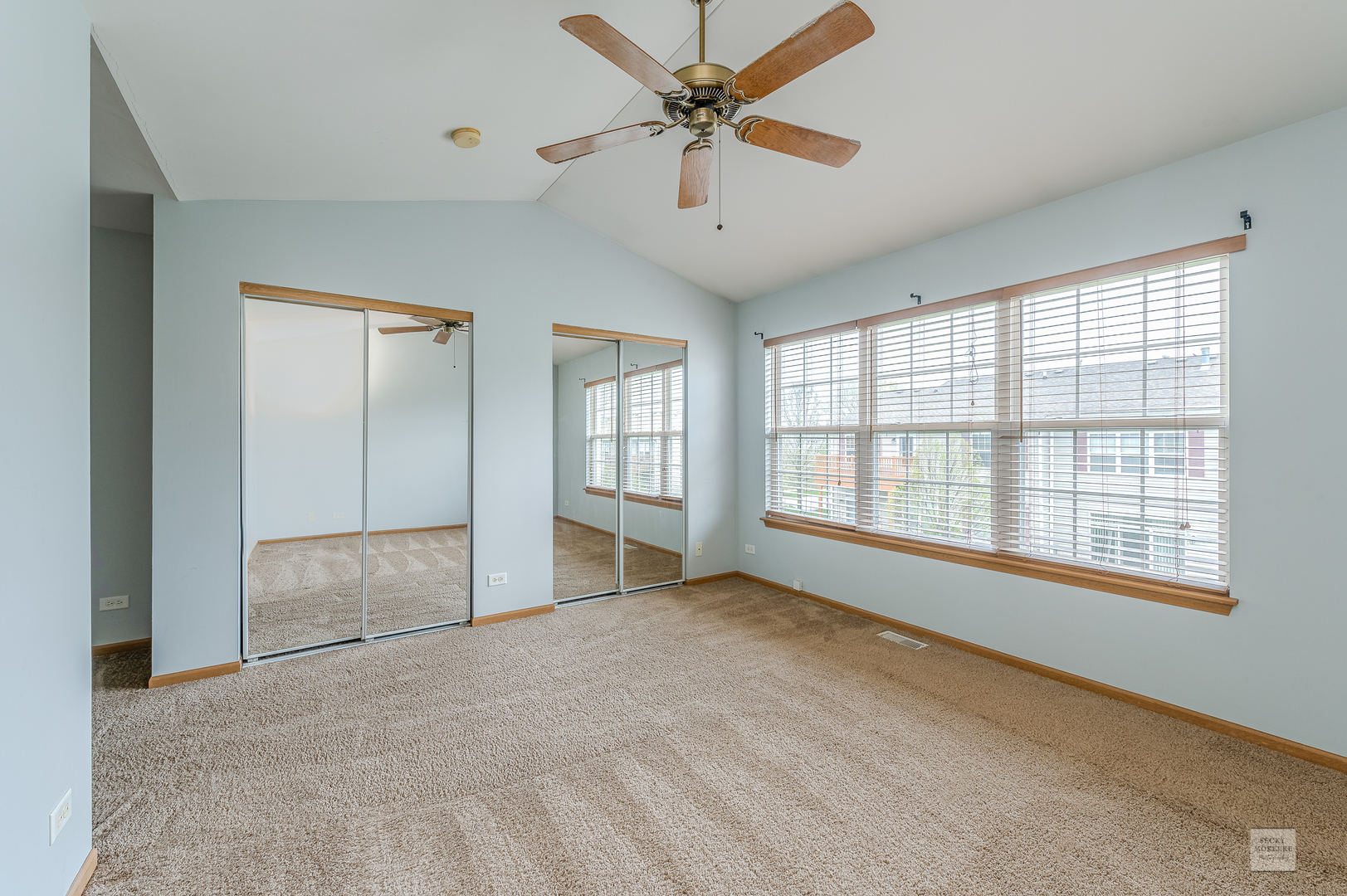 2510 Golf Ridge Circle Naperville, IL 60563 - Photo 7 of 10 a view of an empty room with a window
