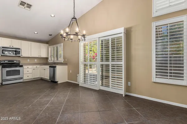 $2,800 | 295 West Goldfinch Way, Chandler, AZ 85286