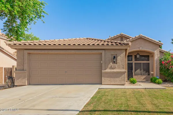$2,800 | 295 West Goldfinch Way, Chandler, AZ 85286