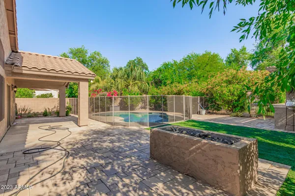 $2,800 | 295 West Goldfinch Way, Chandler, AZ 85286