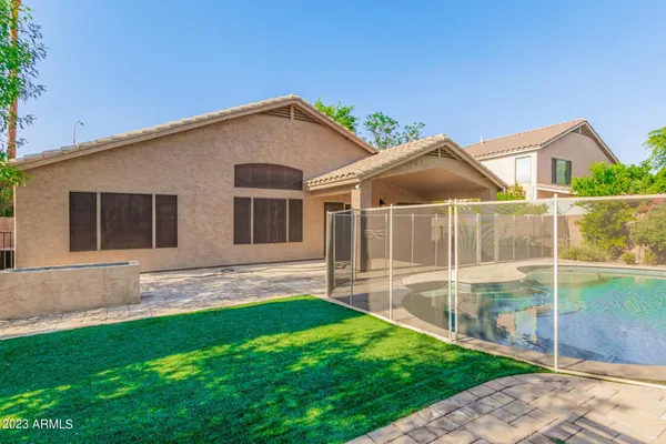 $2,800 | 295 West Goldfinch Way, Chandler, AZ 85286