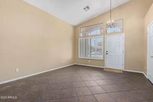 $2,800 | 295 West Goldfinch Way, Chandler, AZ 85286