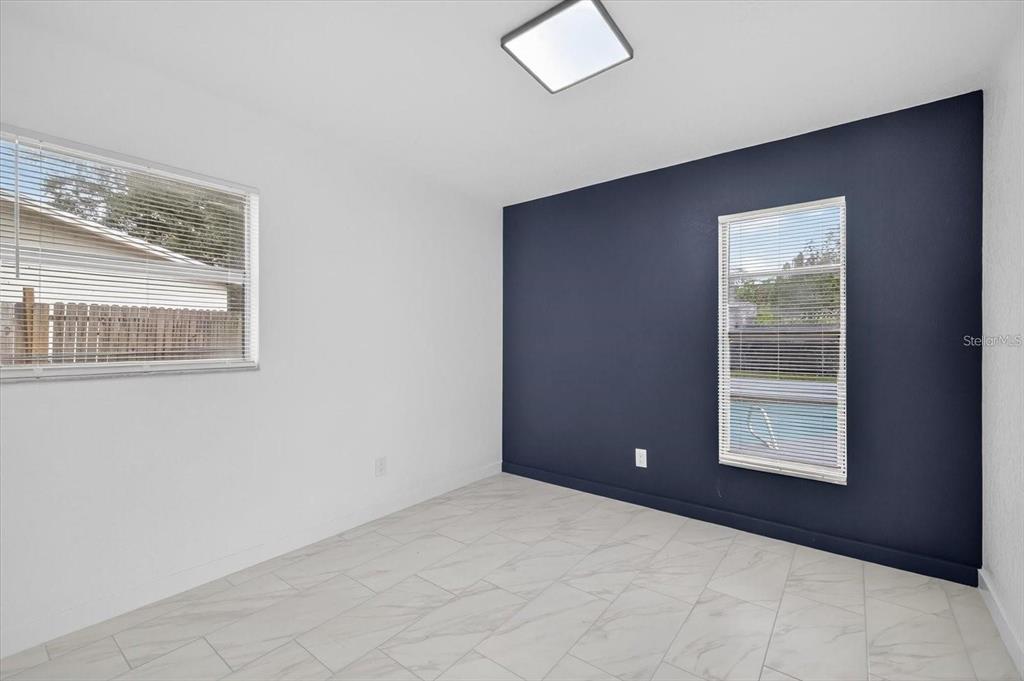 8609 Fish Lake Road Tampa, FL 33619 - Photo 12 of 22