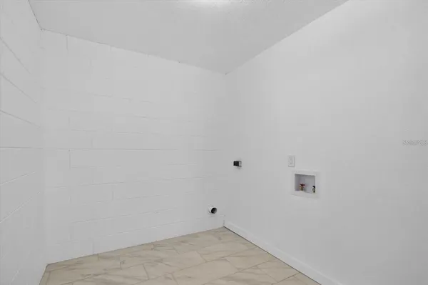 $2,950 | 8609 Fish Lake Road, Tampa, FL 33619