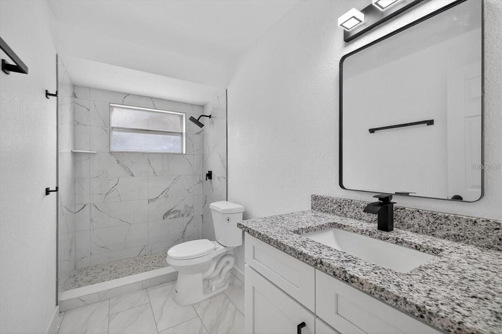 8609 Fish Lake Road Tampa, FL 33619 - Photo 10 of 22