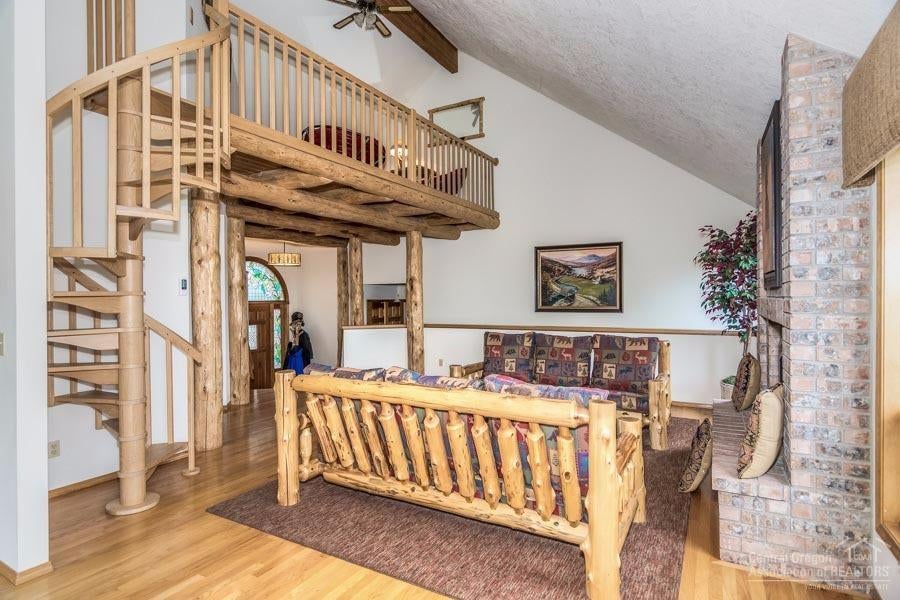 3811 Northwest Summerfield Road Bend, OR 97703 - Photo 5 of 23 Additional Photo