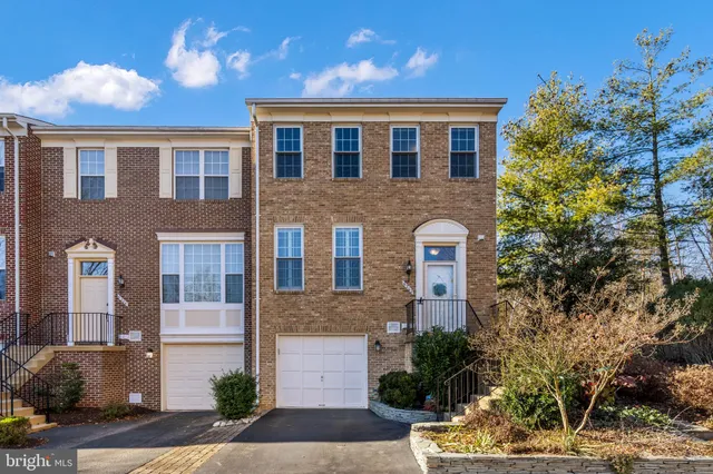 $750,000 | 6202 Littlethorpe Lane, Alexandria, VA 22315