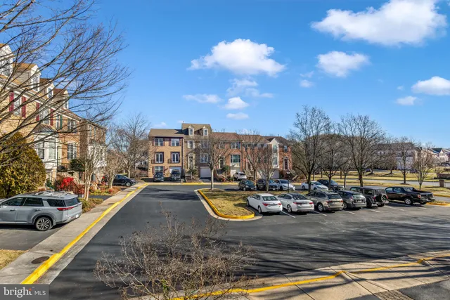 $750,000 | 6202 Littlethorpe Lane, Alexandria, VA 22315