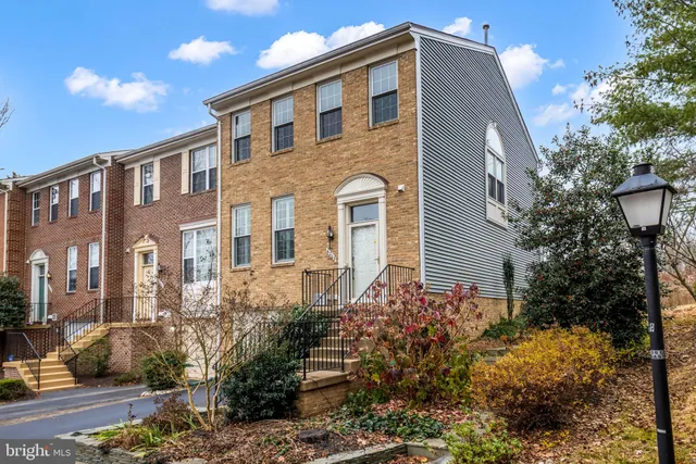 $750,000 | 6202 Littlethorpe Lane, Alexandria, VA 22315