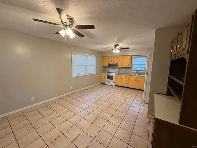 $1,545 | 800 Greenfield Road, Evansville, IN 47715