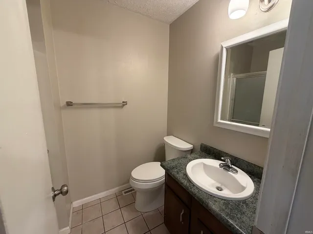 $1,545 | 800 Greenfield Road, Evansville, IN 47715