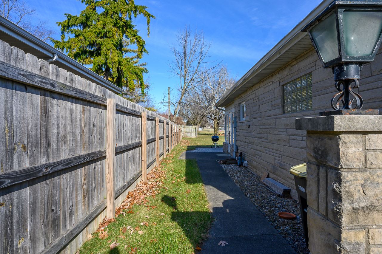 1616 Lower Huntington Road Fort Wayne, IN 46819 - Photo 26 of 35