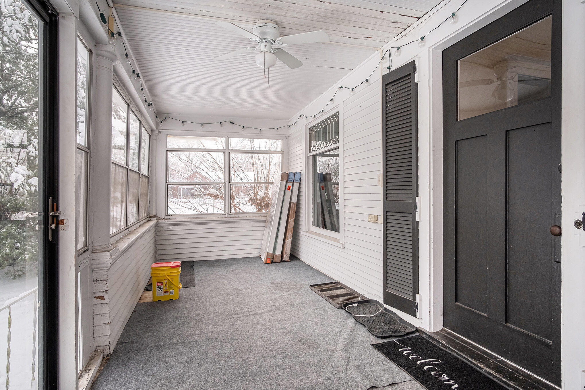 179 South 2nd Street Cedar Springs, MI 49319 - Photo 3 of 29 003_file_299