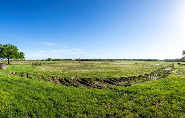 a view of a lake view