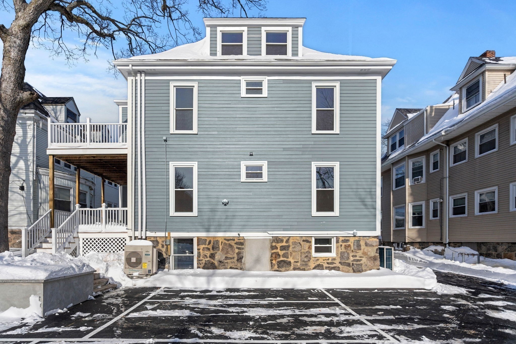 151 Townsend Street, Unit 2 Boston, MA 02121 - Photo 22 of 23 Gallery Image 22