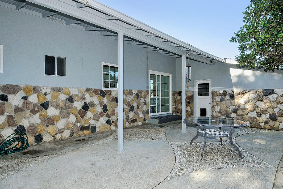 320 Seaside Drive Pacifica, CA 94044 - Photo 19 of 34