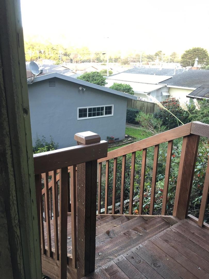 320 Seaside Drive Pacifica, CA 94044 - Photo 22 of 34