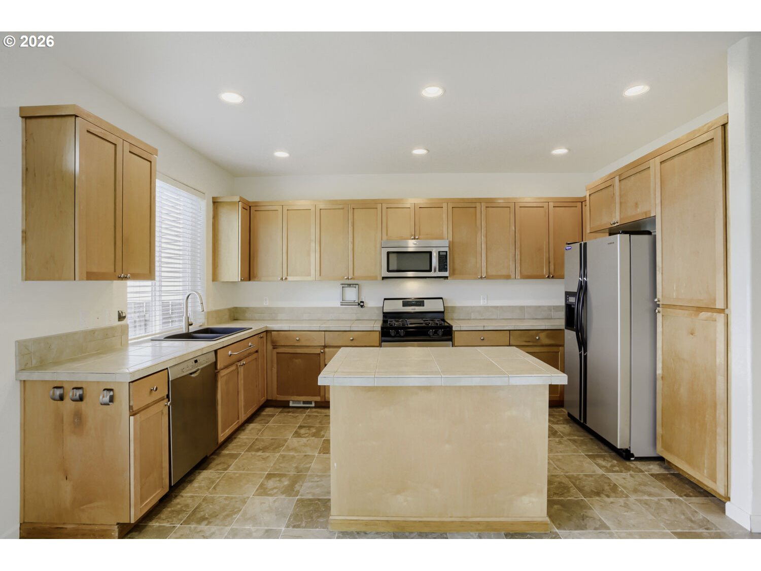 14829 Southwest Citrine Loop Beaverton, OR 97007 - Photo 10 of 34