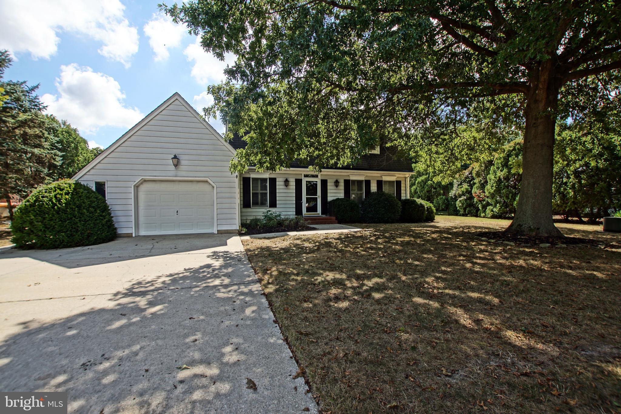 45 Harborview Road Lewes, DE 19958 - Photo 2 of 35