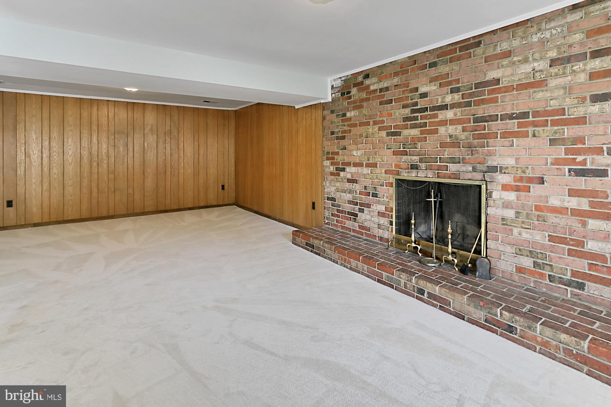 8107 Hudson Falls Way Springfield, VA 22153 - Photo 45 of 51 Gallery Image 45