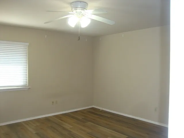 $2,100 | 11505 Barrington Way, Austin, TX 78759