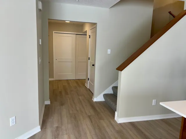 $274,900 | 809 Tomahawk Court, Madison Lake, MN 56063