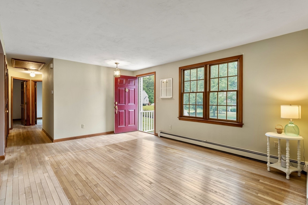 24 Ryders Lane Marshfield, MA 02050 - Photo 6 of 27