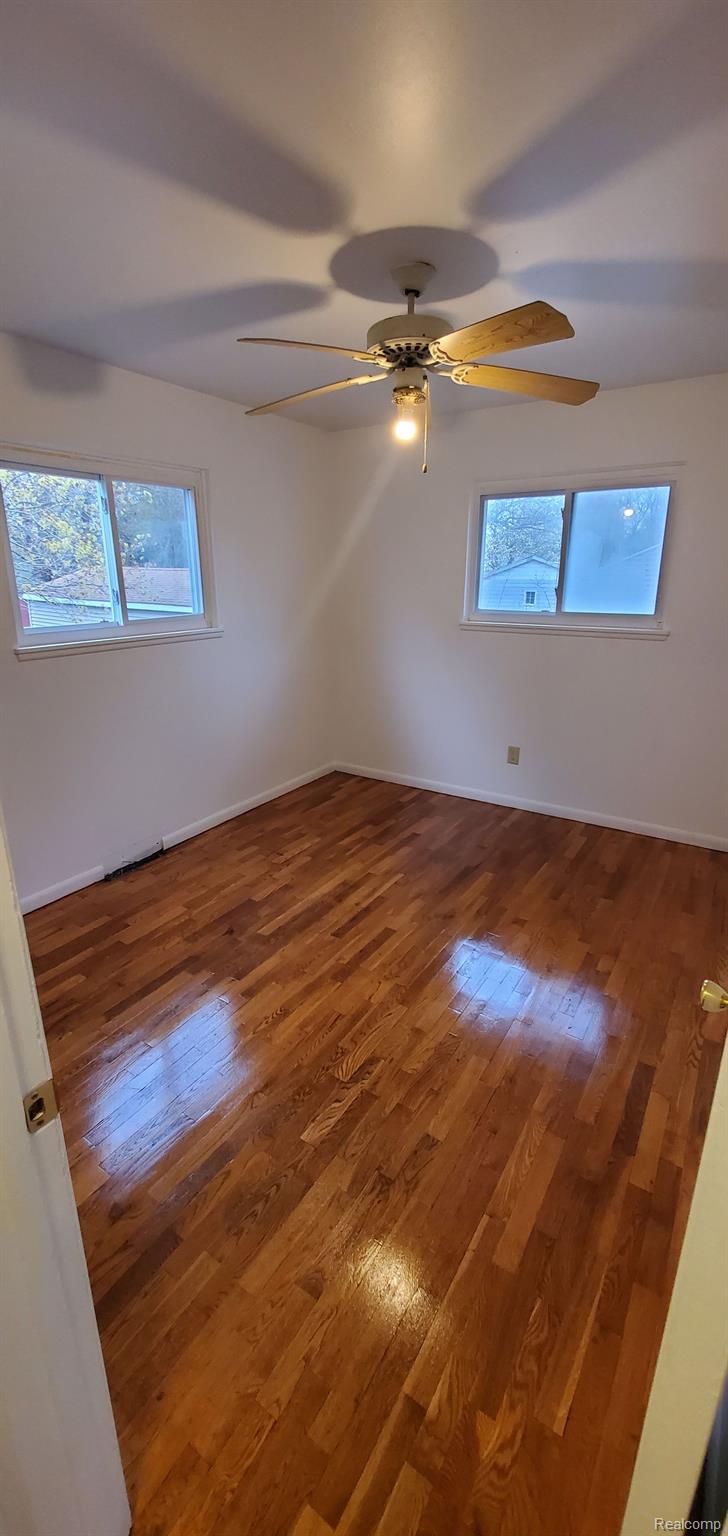 4416 East Coldwater Road Flint, MI 48506 - Photo 10 of 13 Gallery Image 10