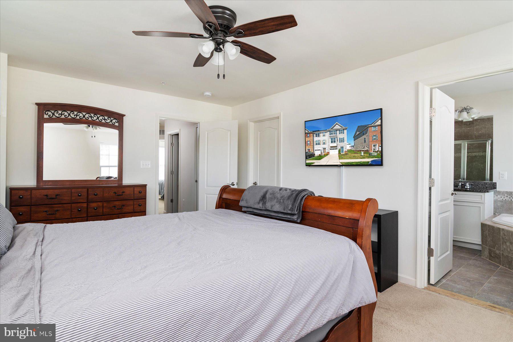 973 Morgan Run Road Middle River, MD 21220 - Photo 26 of 39 PRIMARY BEDROOM.