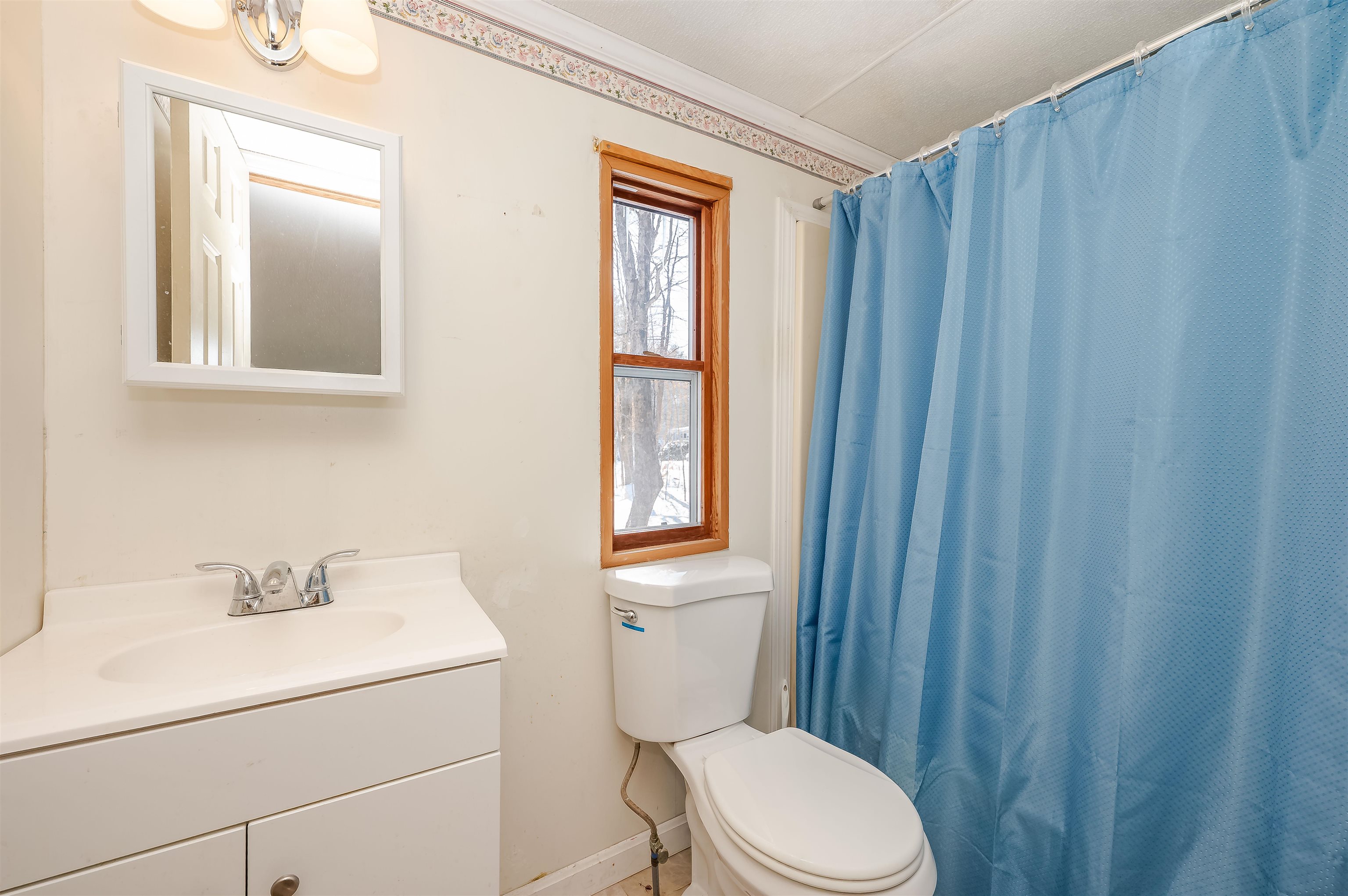10 York Court Rochester, NH 03868 - Photo 16 of 45