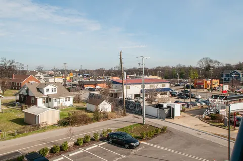 $300,000 | 1077 East Trinity Lane, Unit 303, Nashville, TN 37216