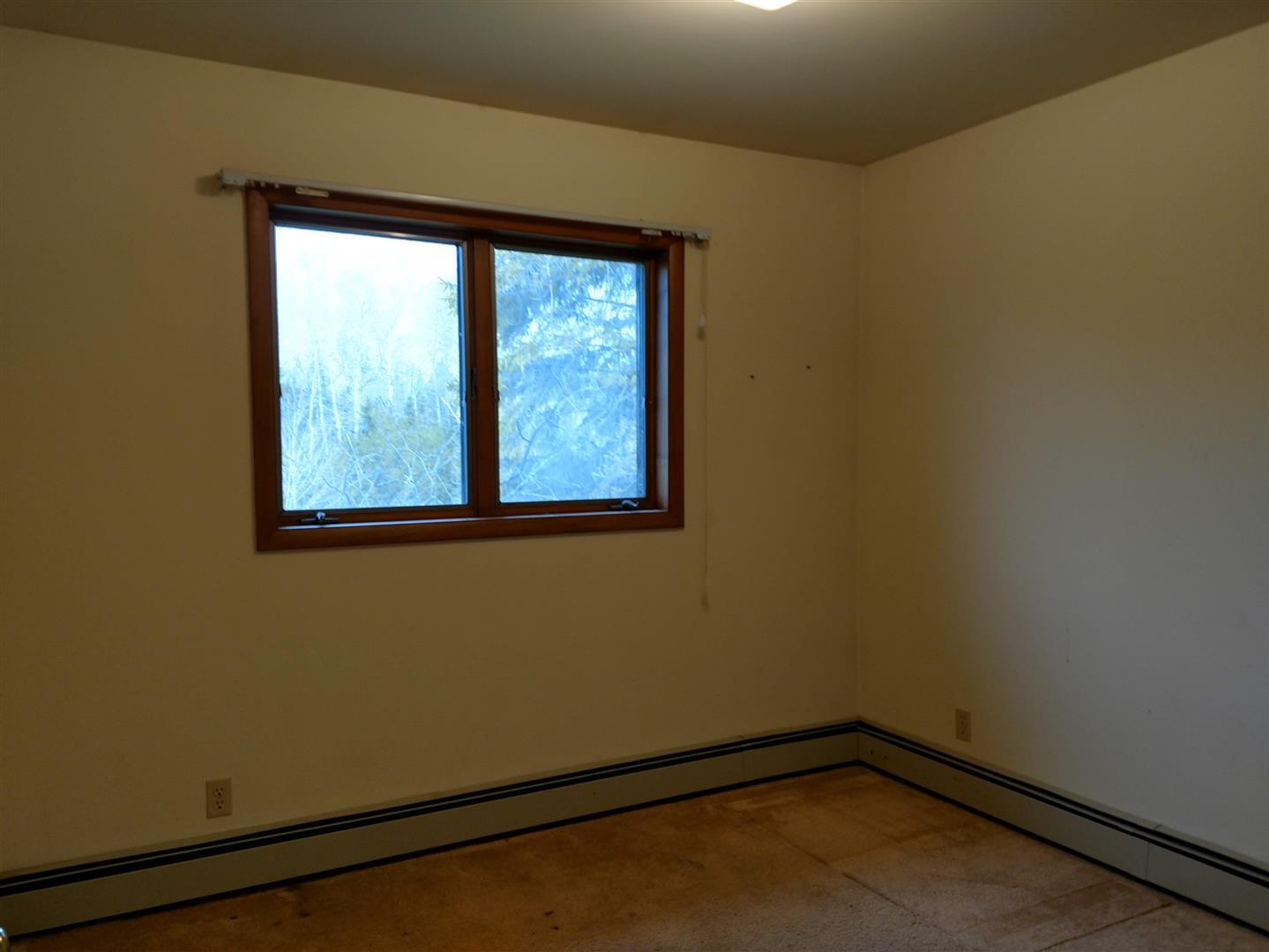 6105 Ridge Road Cheboygan, MI 49721 - Photo 7 of 16 Gallery Image 7