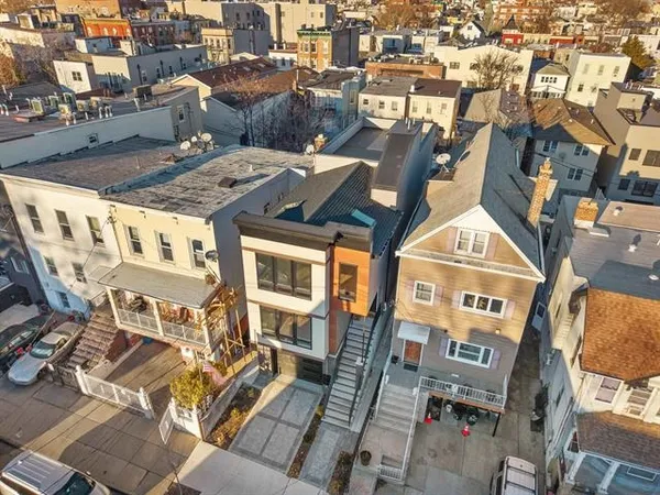 $2,299,000 | 32 Zabriskie Street, Jersey City, NJ 07307