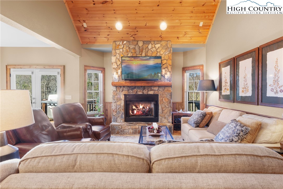 163 Farm Valley Lane Boone, NC 28607 - Photo 5 of 48 Gallery Image 5