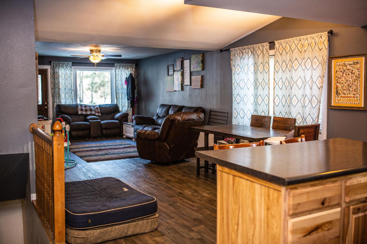 3321 North Rifle Road Rhinelander, WI 54501 - Photo 4 of 15 Gallery Image 4