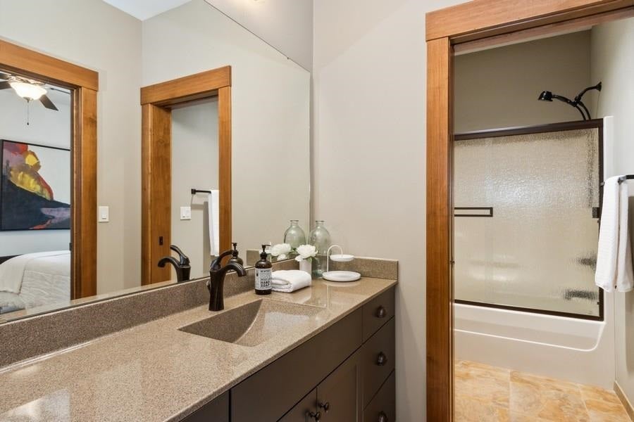 3747 Cottage Reserve Road Northeast Solon, IA 52333 - Photo 34 of 63 Gallery Image 34