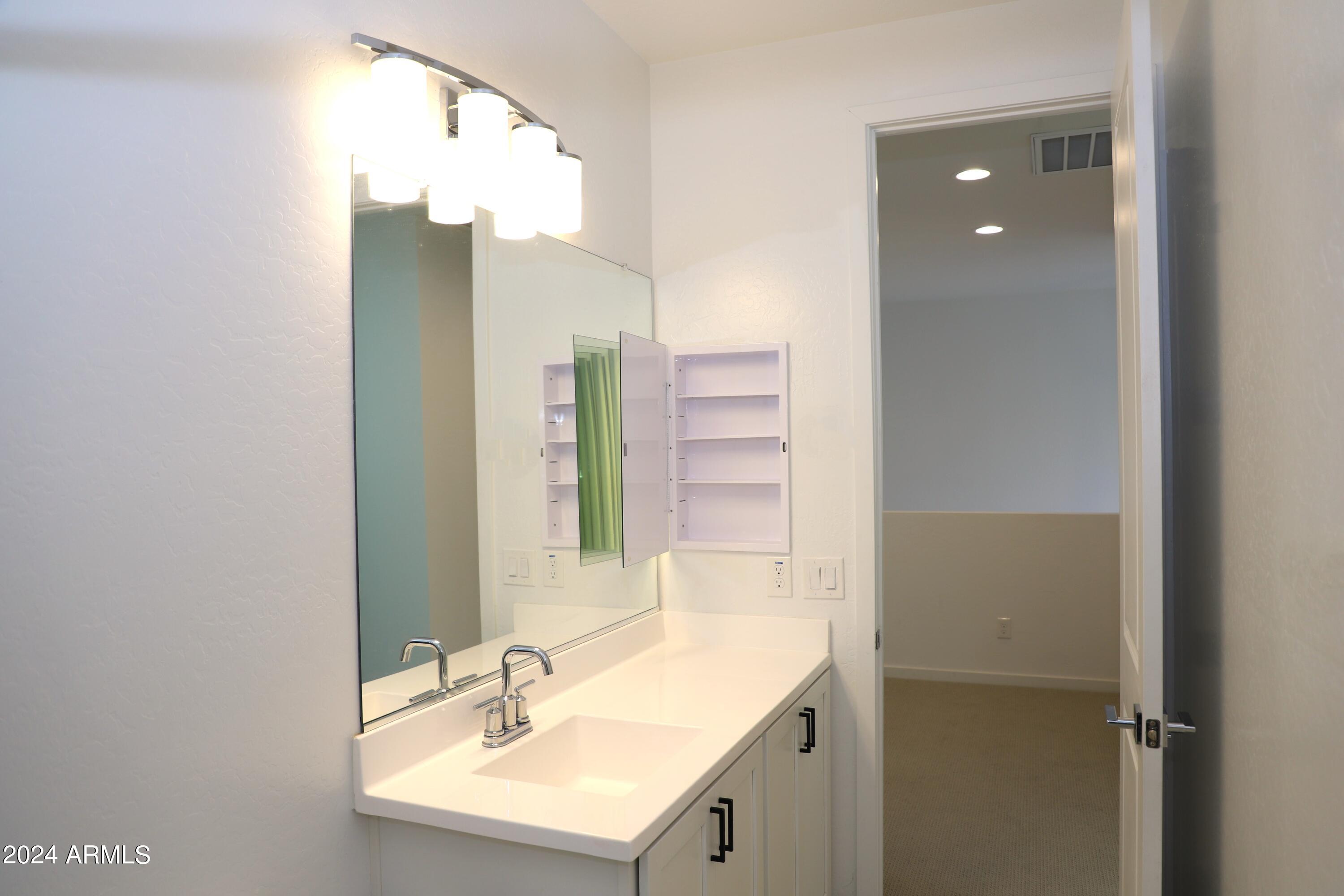 901 South Smith Road, Unit 1059 Tempe, AZ 85281 - Photo 29 of 58 26