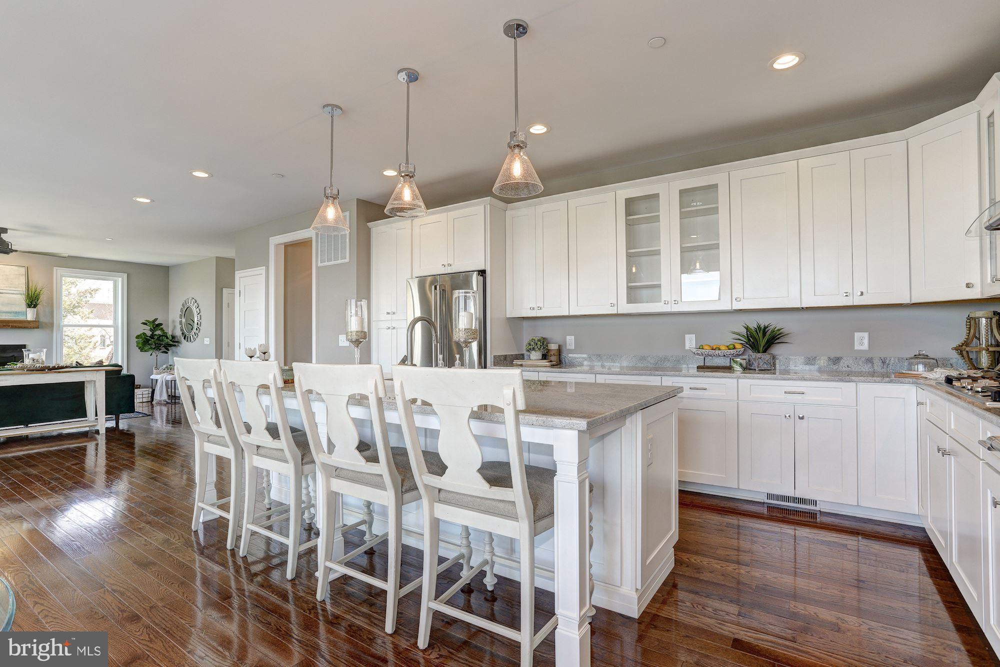 7680 Colonial Beach Road Pasadena, MD 21122 - Photo 20 of 53 Center Island & Breakfast Bar