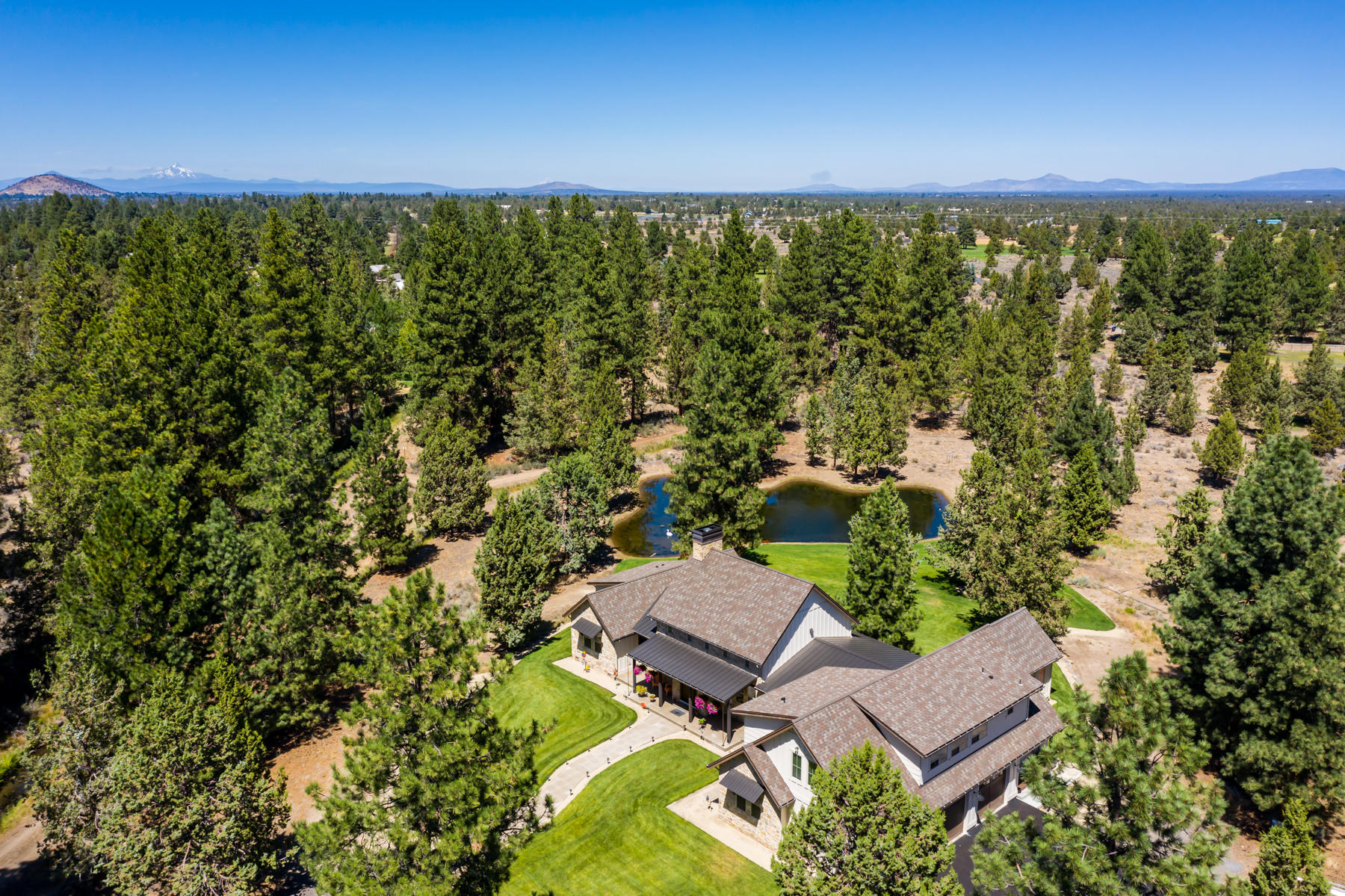 60540 Billadeau Road Bend, OR 97702 - Photo 3 of 39 03-Private Setting