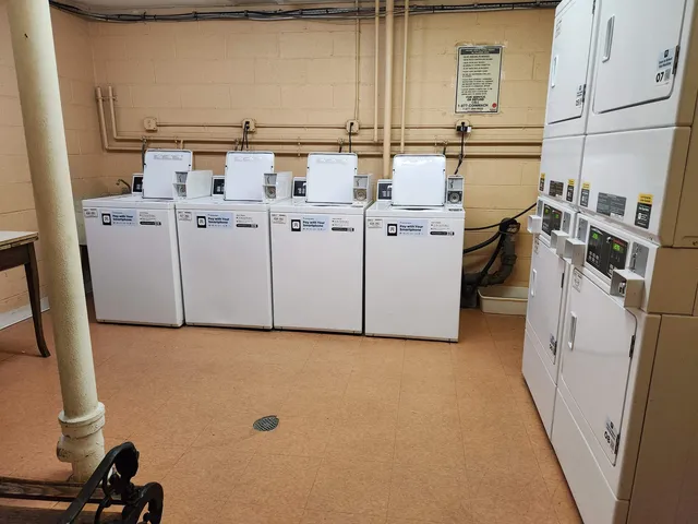 $349,900 | 86 West 33rd Street, Unit 207, Bayonne, NJ 07002