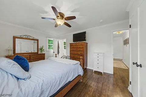 $675,000 | 8 Seneca Avenue, Rockaway, NJ 07866