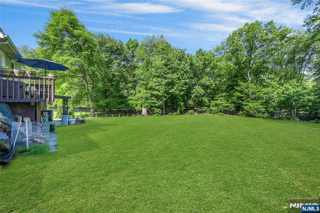 497 Tappan Road Norwood, NJ 07648 - Photo 27 of 33