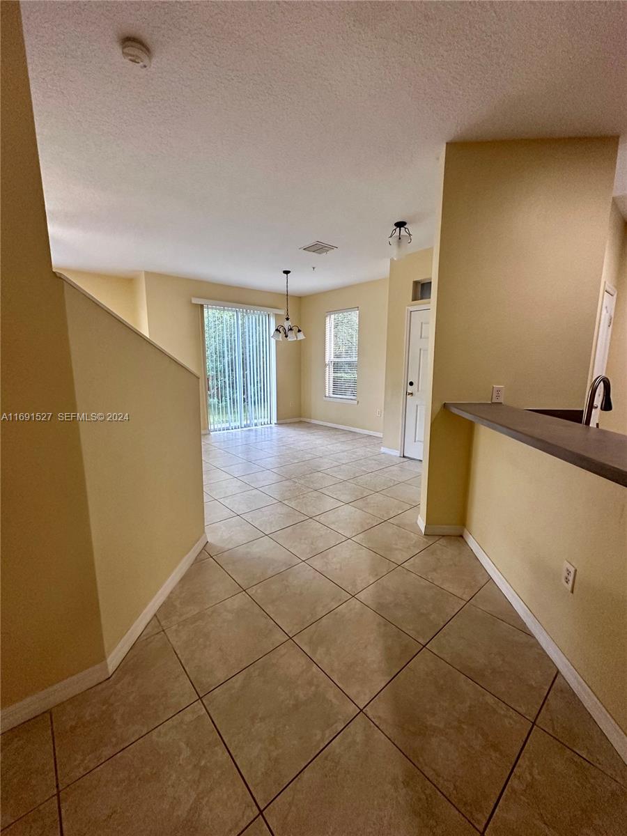 6430 South Goldenrod Road, Unit 15B Orlando, FL 32822 - Photo 9 of 36