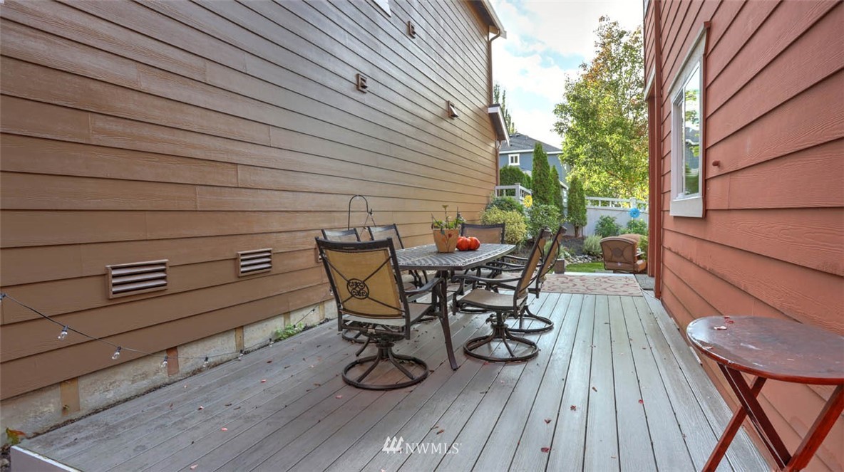 16153 Parkside Way Southeast Renton, WA 98058 - Photo 30 of 34