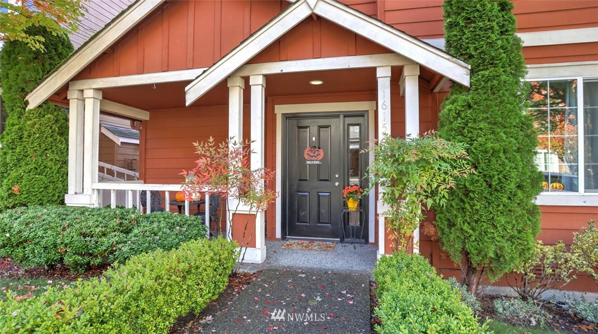 16153 Parkside Way Southeast Renton, WA 98058 - Photo 5 of 34