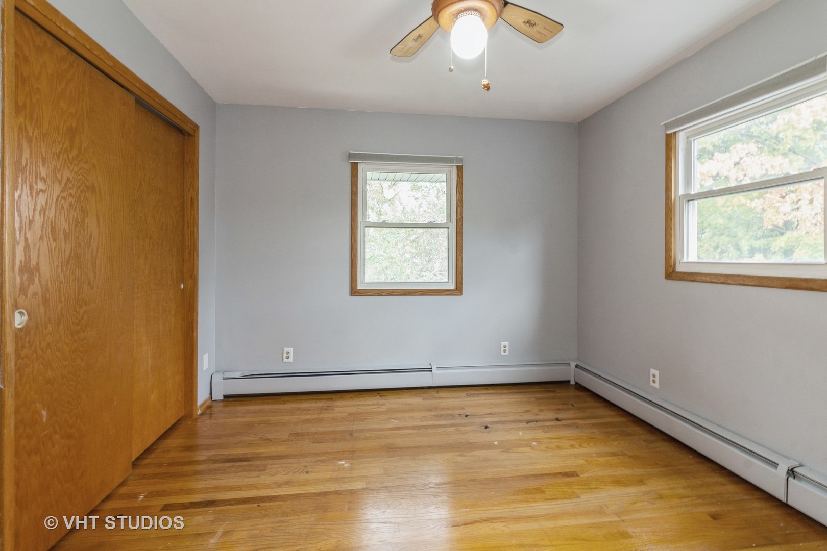 211 East Ottawa Street Sycamore, IL 60178 - Photo 19 of 33 an empty room with a window