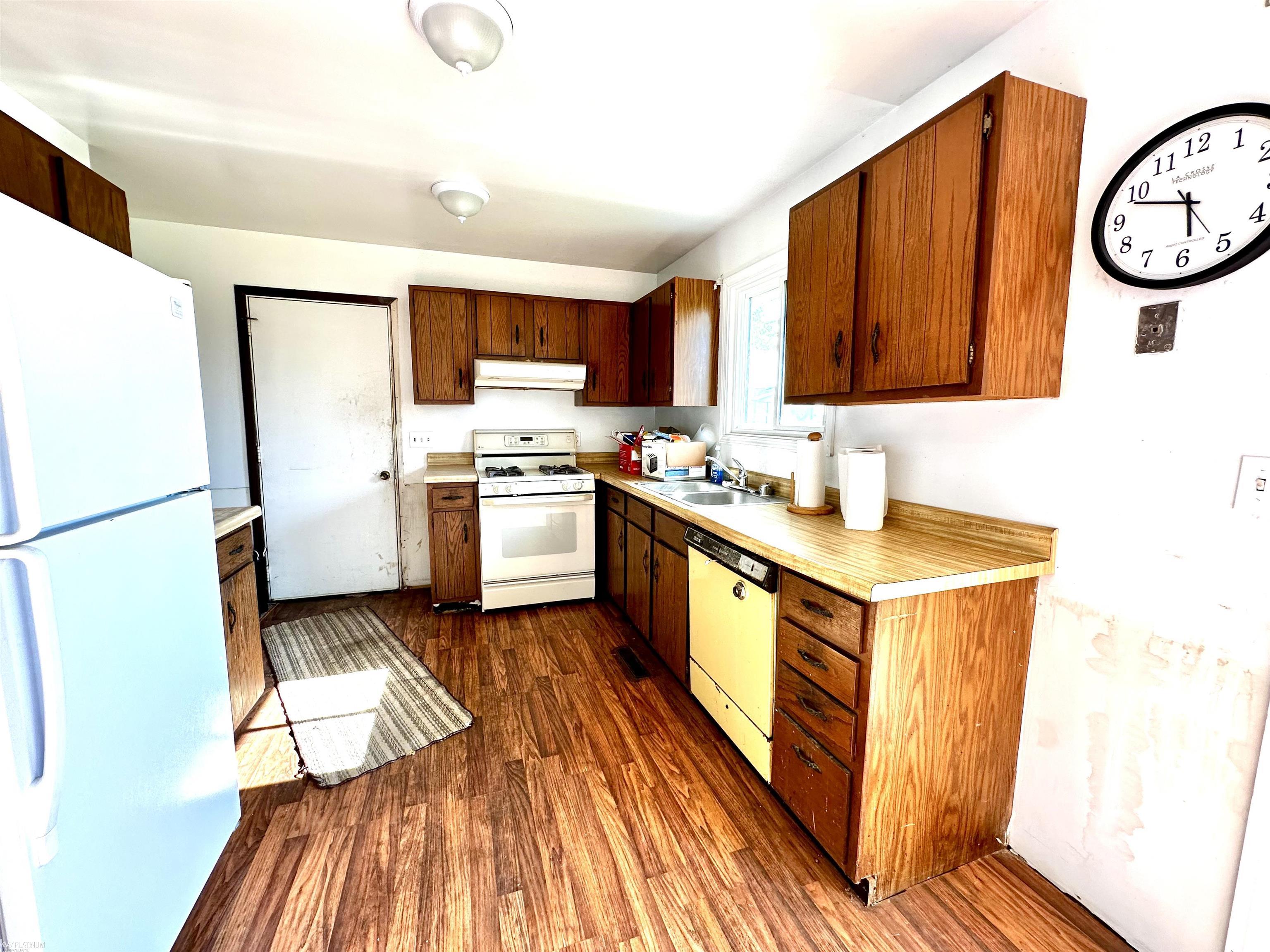 2184 South Van Buren Road Reese, MI 48757 - Photo 8 of 32