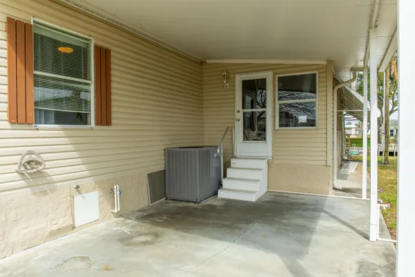 $269,900 | 2423 Southeast 34th Lane, Okeechobee, FL 34974