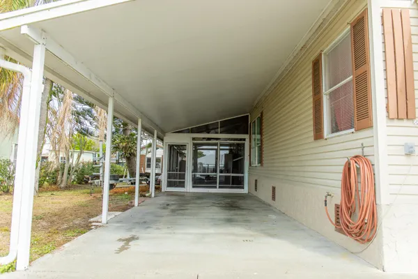 $269,900 | 2423 Southeast 34th Lane, Okeechobee, FL 34974